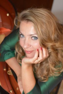 Елена Баканова