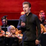 Борис Степанов выступает в финале 37-го Бельведерского конкурса. Фото - Ивар Кезберс