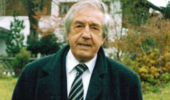 Александр Медведев