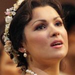 Анна Нетребко