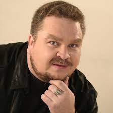 Евгений Шаповалов