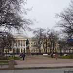 Площадь искусств