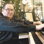 Николай Петров