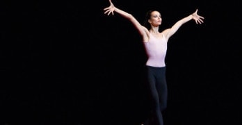 Диана Вишнева станцевала балет Мориса Бежара "Болеро"