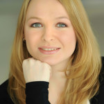 Орыс порно: ағасы әпкесін көндіріп