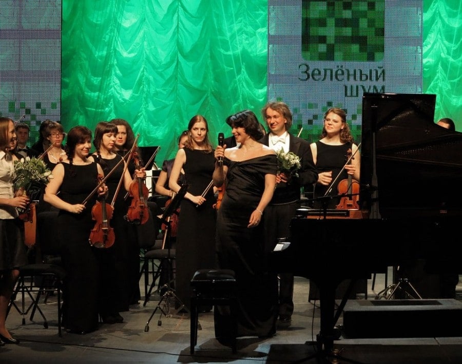 II Международный молодежный фестиваль искусств «Зеленый шум» II Международный молодежный фестиваль искусств «Зеленый шум»