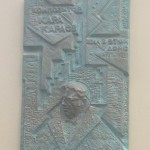 Меморальная доска Кара Караеву