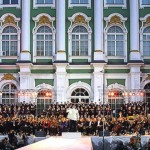 На Зимней площади выступил хор Королевской оперы Турина