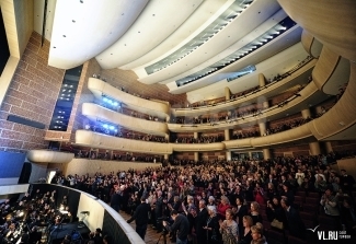 Приморский театр оперы и балета начинает продажу билетов на фестиваль «15 симфоний Дмитрия Шостаковича»