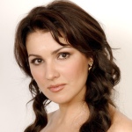 Анна Нетребко