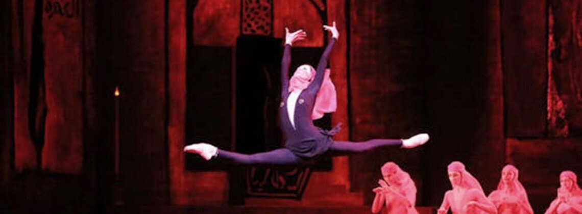 "Легенда о любви". Мехмене Бану - Светлана Захарова. Фото - Дамир Юсупов