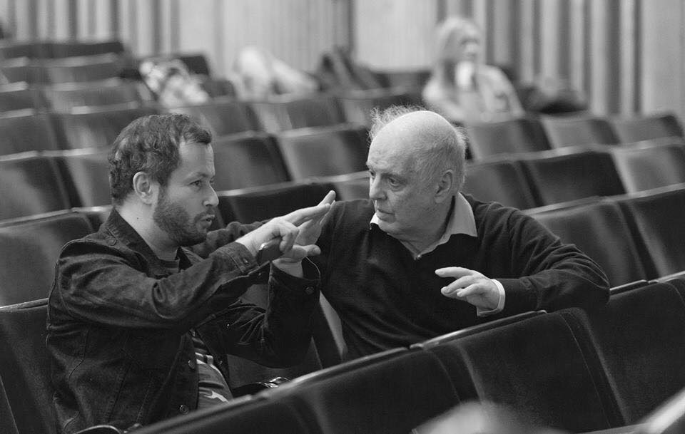 Дмитрий Черняков и Даниэль Баренбойм во время работы над постановкой оперы Вагнера "Парсифаль"