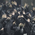 Рыцари Грааля в интерпретации Чернякова. Фото Рут Вальц предоставлено пресс-службой театра