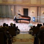 Лауреат конкурса памяти Лотар-Шевченко Полина Куликова на сцене Бетховенского зала Большого театра