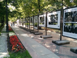 На Никитском бульваре открывается выставка Международного конкурса им. П. И. Чайковского