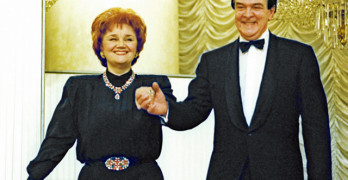 Тамара Синявская и Муслим Магомаев во время выступления на концерте