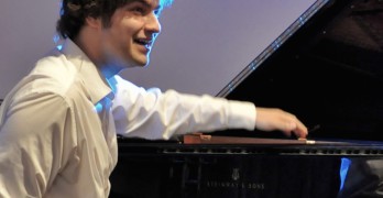 Лукас Генюшас