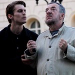 Молодой актер Иван Янковский внимает каждому слову мэтра. Фото пресс-службы кинокомпаний «Мастерская Павла Лунгина» и «Art Pictures Studio»