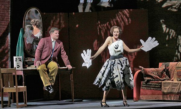Сцена из оперы «Лулу» в постановке Метрополитен-опера Сцена из оперы «Лулу» в постановке Метрополитен-опера