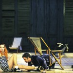 Отношения героев «Свадьбы Фигаро» не кажутся отвлеченными, все чувства понятны. Фото с официального сайта театра