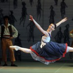 Наталья Осипова в па-де-де из балета Бориса Асафьева "Пламя Парижа", 2010 год. Фото - Владимир Астапкович / ИТАР-ТАСС