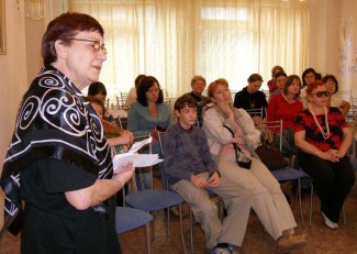 Н. Ю. Заварзина ведет занятия в Летней творческой академии в Костомукше