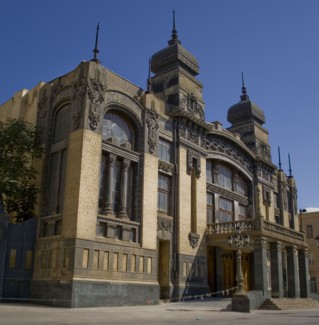 Азербайджанский театр оперы и балета