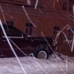 Лихач на авто повредил ограду музея-усадьбы Чайковского в Удмуртии