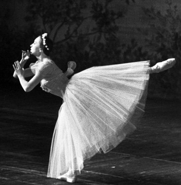 Галина Уланова в роли Сильфиды из балета «Шопениана», 1960 г. Фото: РИА Новости/ Борисов