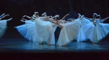 26 января 1850 года в Петербурге Жюль Перро и Мариус Петипа возобновили балет "Жизель"