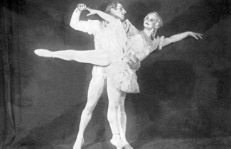 Марина Семенова и Алексей Ермолаев в балете Петра Чайковского «Щелкунчик», 1939 год. Фото РИА Новости