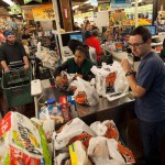 В киевском супермаркете «продавцы» исполнили оперные арии