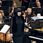 Элисо Вирсаладзе в ансамбле с Musica Viva достигла волшебной и неожиданной звуковой картины. Фото: Ирина Шымчак
