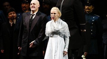 Сергей - Джон Дашак. Катерина Львовна - Надя Михаэль. Исправник - Андрей Григорьев. Фото - Дамир Юсупов/Большой театр