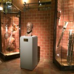 Бюст Чайковского работы Г. Потоцкого в консерватории Люксембурга