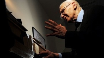 Дьердь Куртаг равнодушен к славе. Фото - Judit Marja