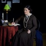 Наталья Павлова в моноопере Леонида Клиничева "Анна". Фото: Валентин Барановский