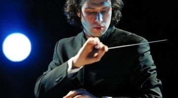 Владимир Юровский