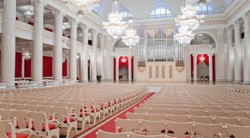 Большой зал Санкт-Петербургской академической филармонии имени Д. Д. Шостаковича