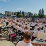 Новосибирский АСО представил программу на Центральной площади Новоалтайска. Фото - Виктор Дмитриев