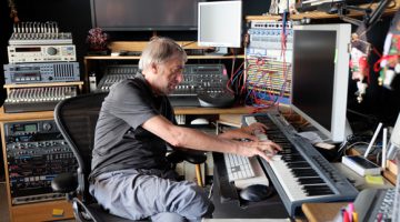 Эдуард Артемьев. Фото - Зоя Игумнова