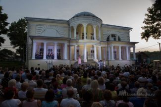 «Евгений Онегин» в усадьбе Стаховичей 