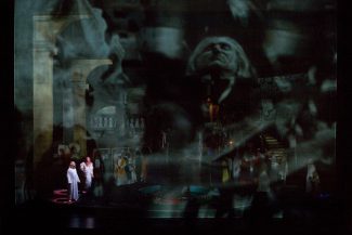 Опера «Парсифаль», реж. Кристоф Шлингензиф, 2004 г. Фото - Jochen Quast Опера «Парсифаль», реж. Кристоф Шлингензиф, 2004 г. Фото - Jochen Quast