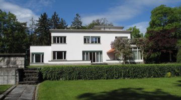 Вилла Сенар