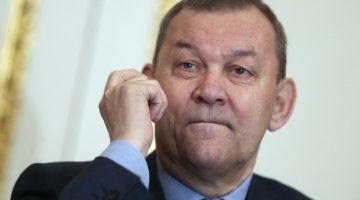 Владимир Урин