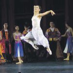 Стиль и темп «Ромео и Джульетты» в постановке Вячеслава Самодурова словно инспирированы брутальным дыханием сегодняшнего дня. Фото - Facebook.com