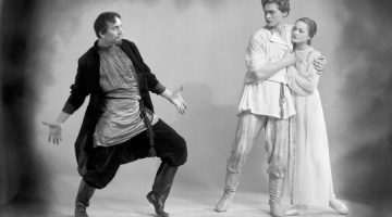 В Мариинском театре готовят премьеру балета С. Прокофьева "Каменный цветок"