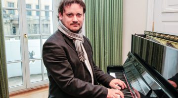 Антон Лубченко