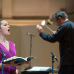 Сопрано Софи Юнкер и пела, и выглядела красиво. Фото - Максим Стулов/Ведомости