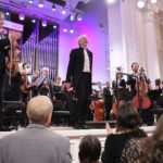 Новосибирский академический симфонический оркестр под управлением Гинтараса Ринкявичюса дал концерт в Большом зале Свердловской филармонии